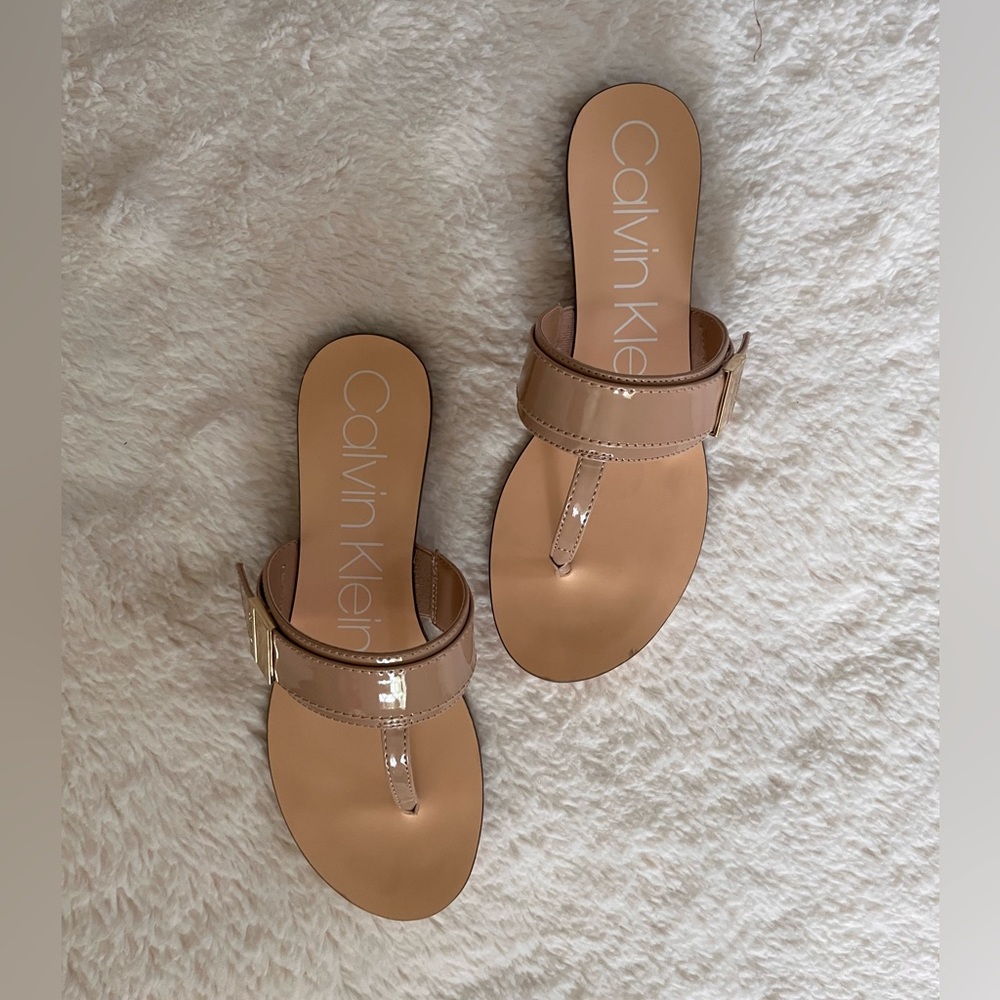 Calvin Claim sandals size 7